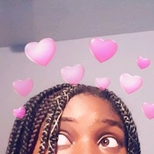 Meet your Posher, Mallika